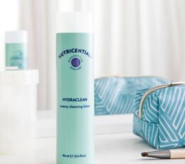 Loțiune pentru curățarea feței - HydraClean Creamy Cleansing Lotion Nutricentials