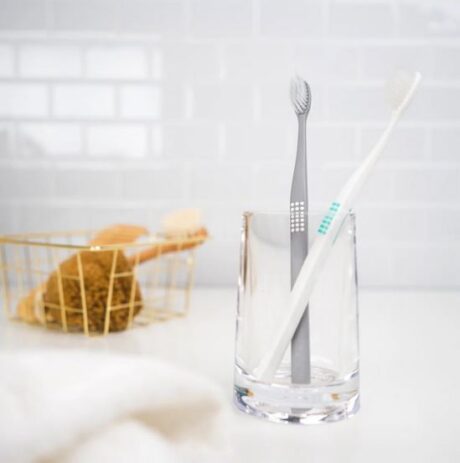 Periuta de dinti – AP 24 Whitening Toothbrush – Alb-Verde-1